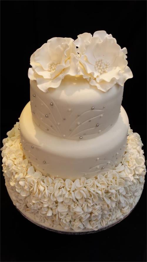 Love of Cupcakes & Wedding Cakes Bedford